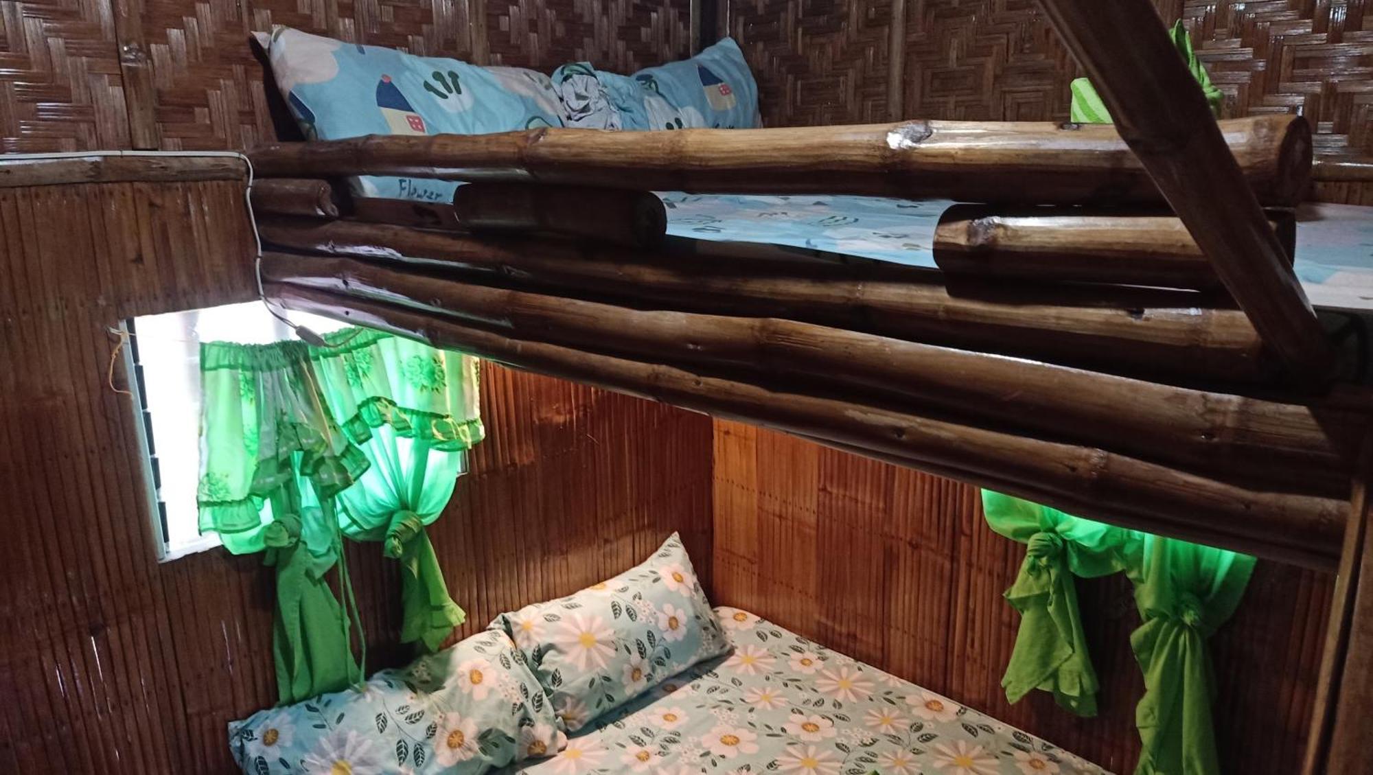 Moalboal Bamboo House / Rooms المظهر الخارجي الصورة